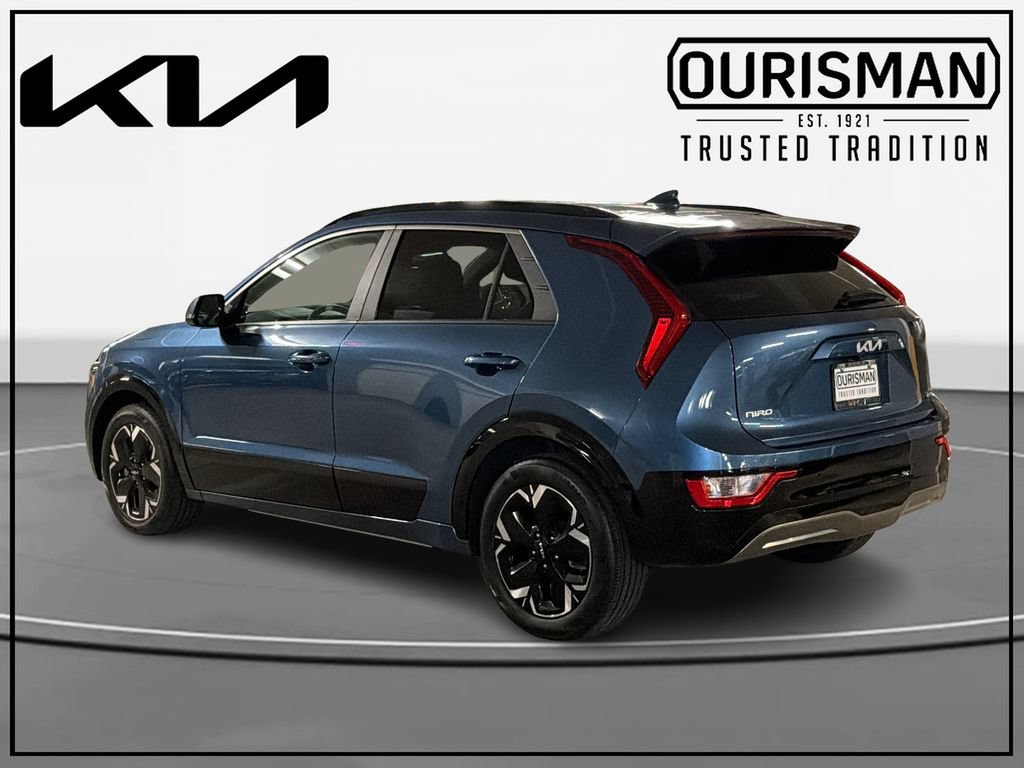 Certified 2024 Kia Niro Wind w/ Wind Preserve Package FWD image 3
