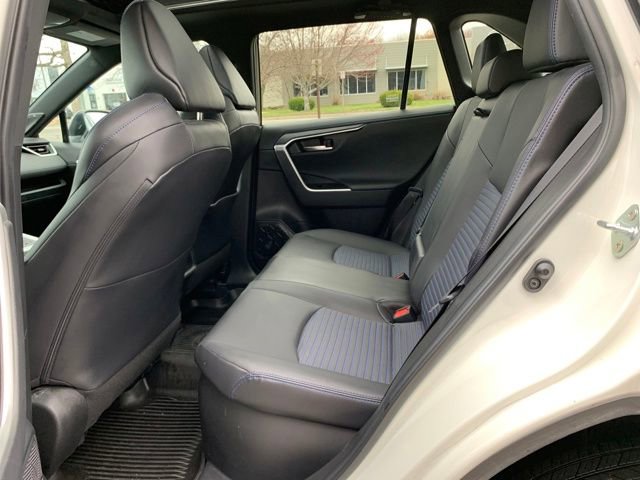 Used 2022 Toyota RAV4 XSE image 28