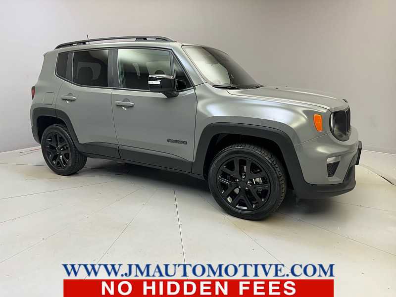 Used 2022 Jeep Renegade Altitude image 7