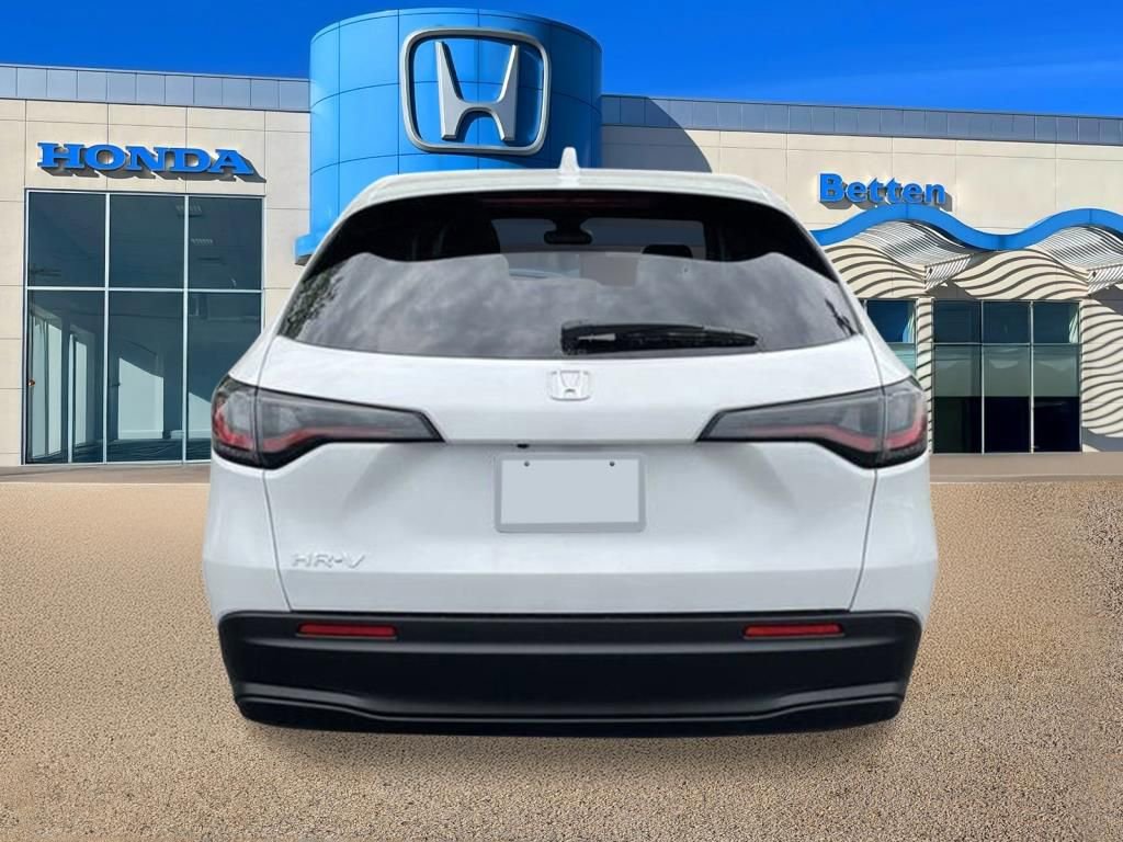 New 2026 Honda HR-V LX image 4