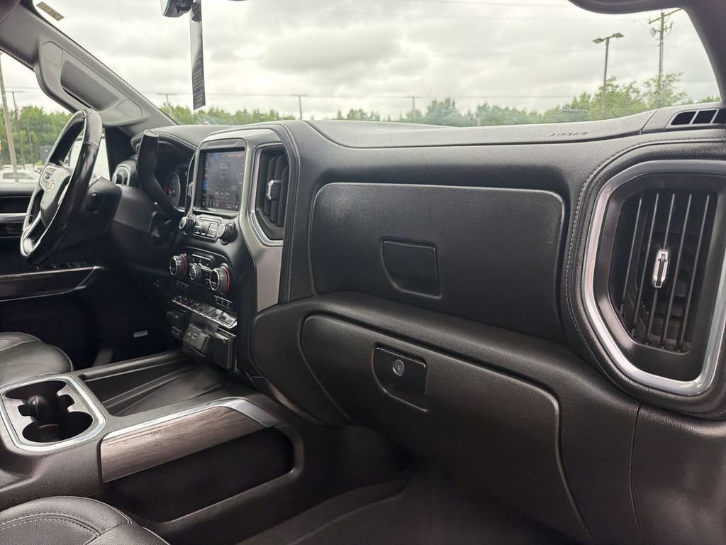 Used 2021 Chevrolet Silverado 1500 LTZ w/ LTZ Premium Package AWD/4WD image 30