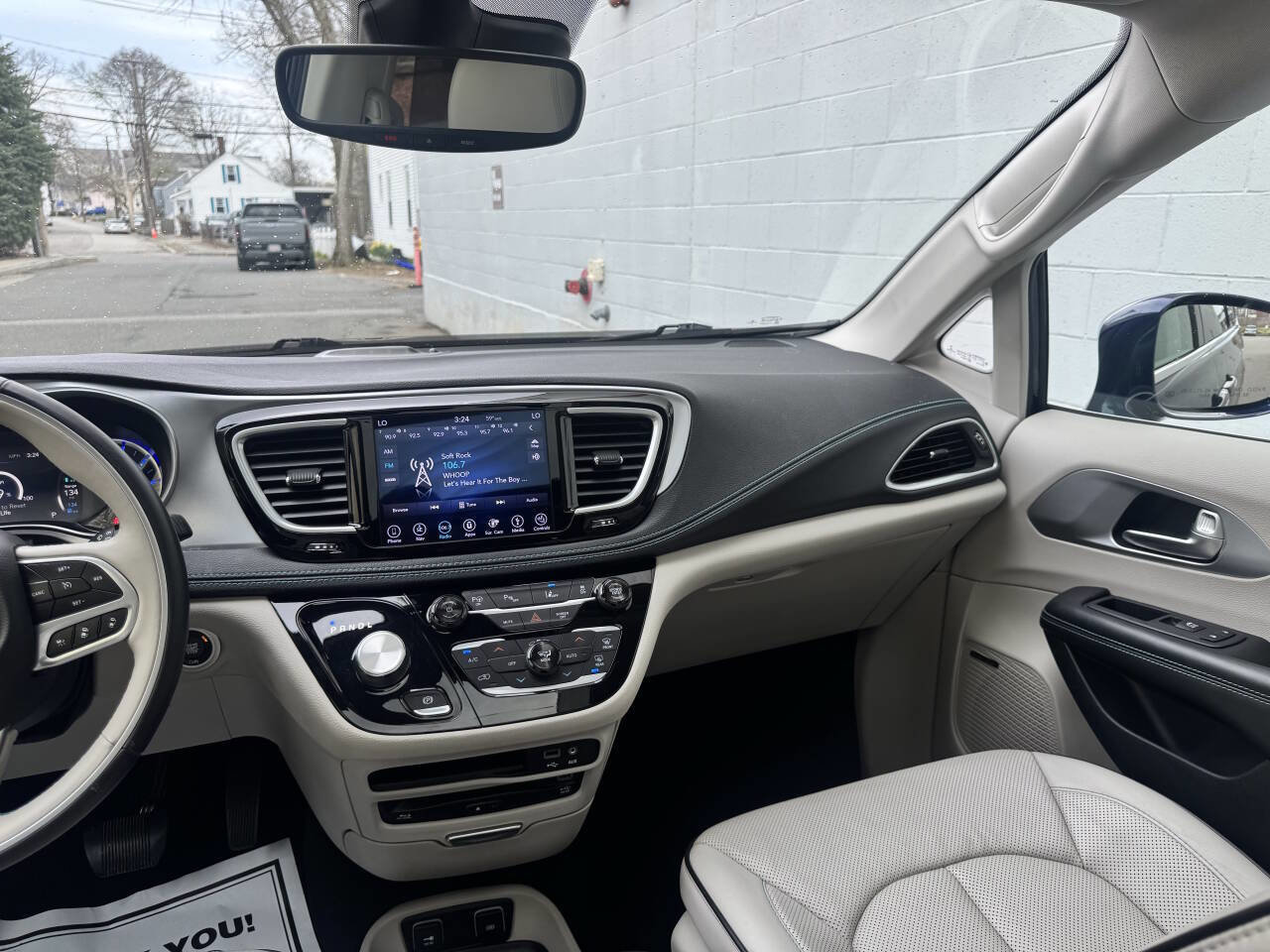 Used 2018 Chrysler Pacifica Limited w/ Advanced Safetytec Group image 40