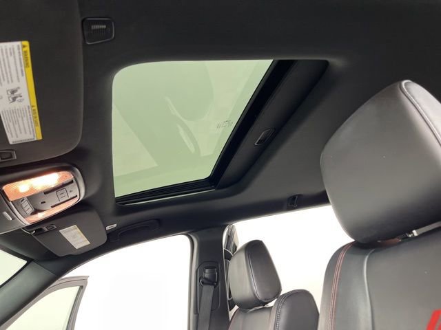 Used 2023 Dodge Durango GT image 34