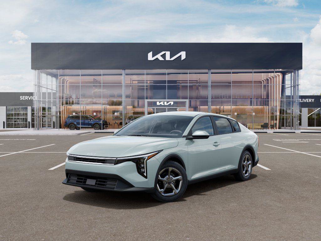New 2026 Kia K4 FWD image 1
