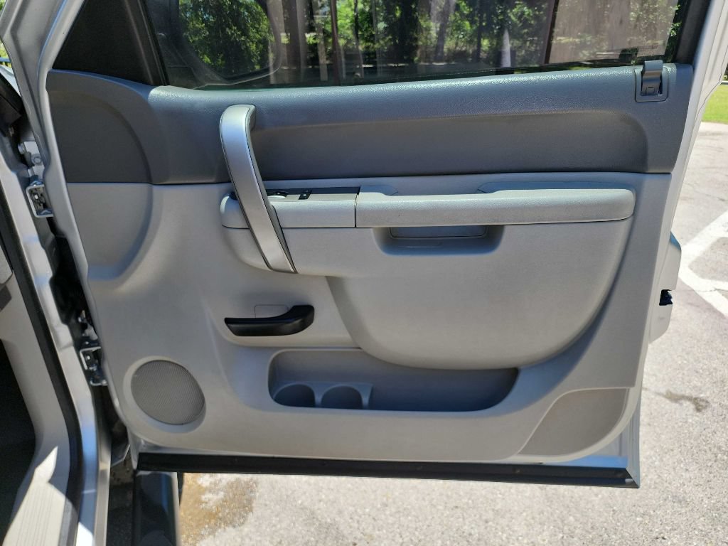 Used 2014 Chevrolet Silverado 2500 LT AWD/4WD image 33