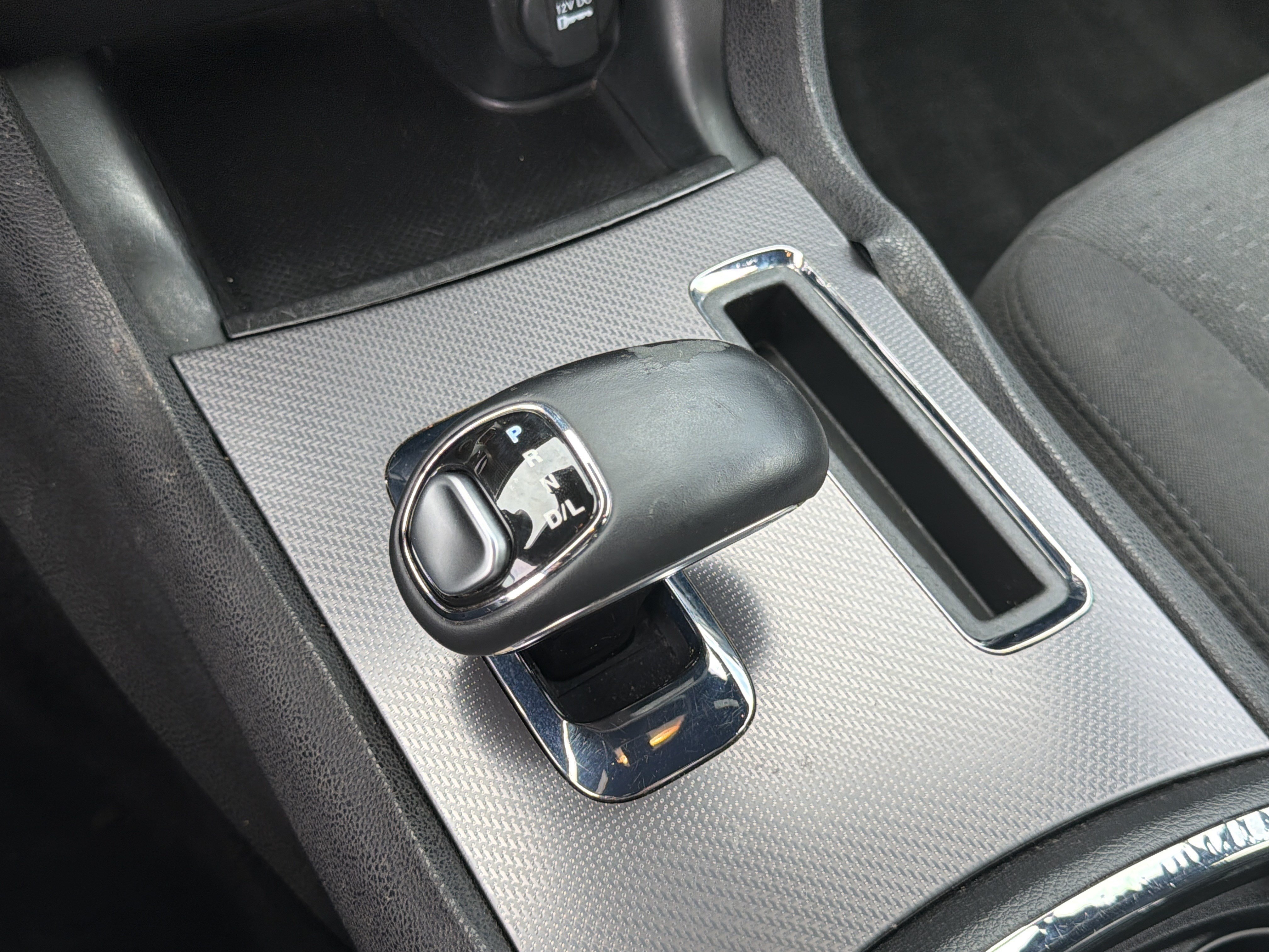 Used 2013 Dodge Charger SE w/ Connectivity Group RWD image 34