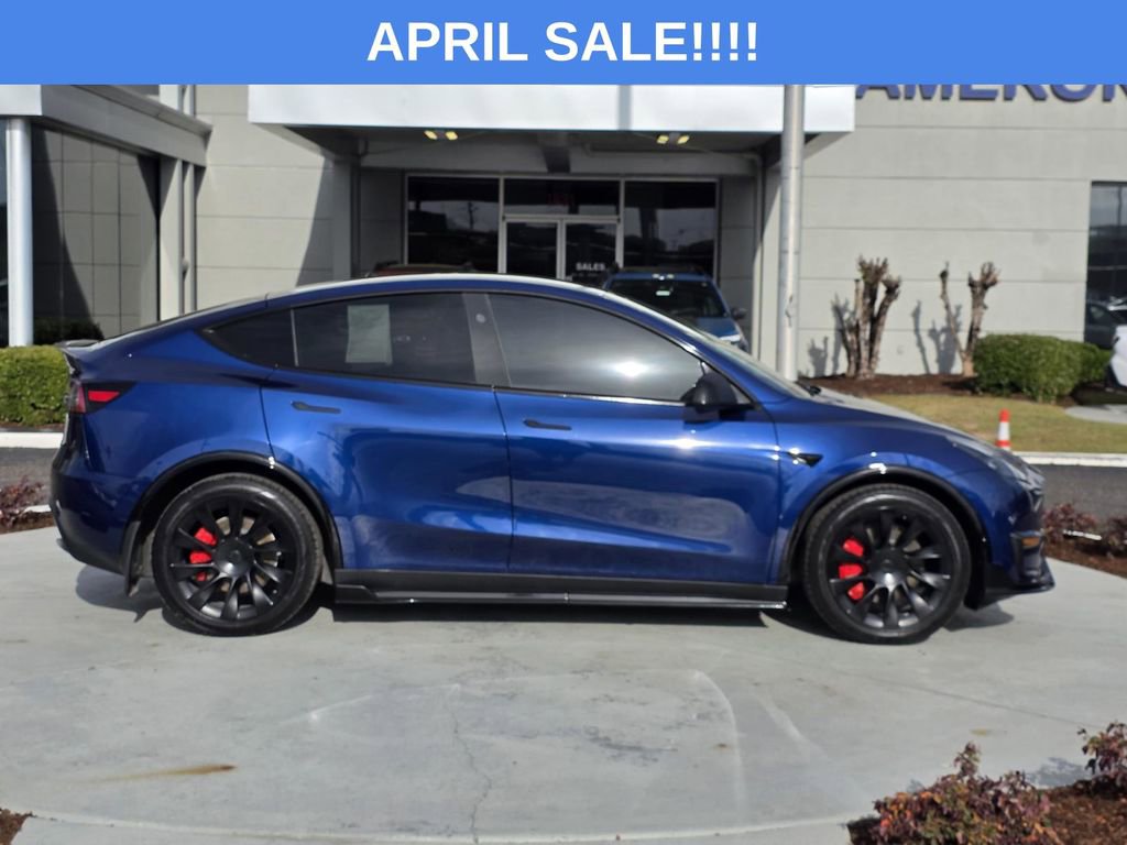 Used 2024 Tesla Model Y Long Range image 45