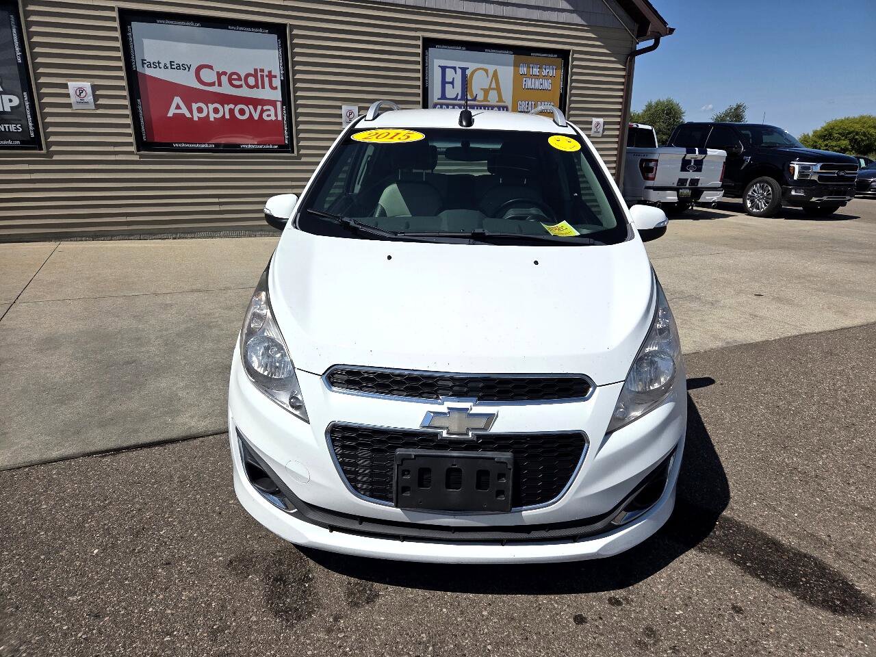 Used 2015 Chevrolet Spark LT image 2