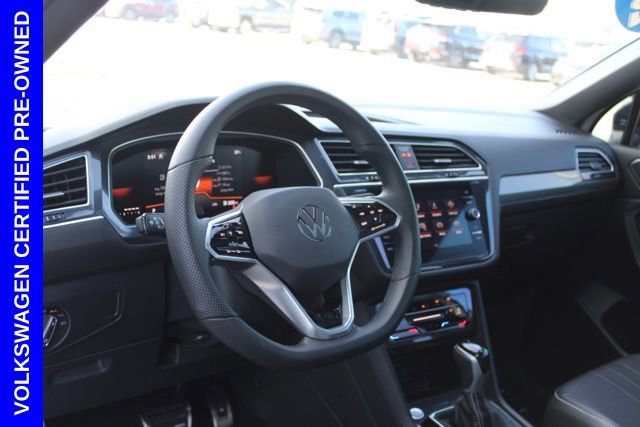 Used 2024 Volkswagen Tiguan SE R-Line image 18