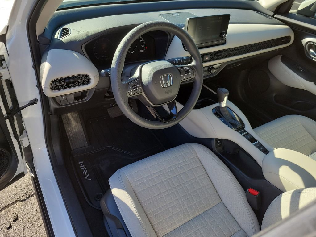 Certified 2023 Honda HR-V LX image 18