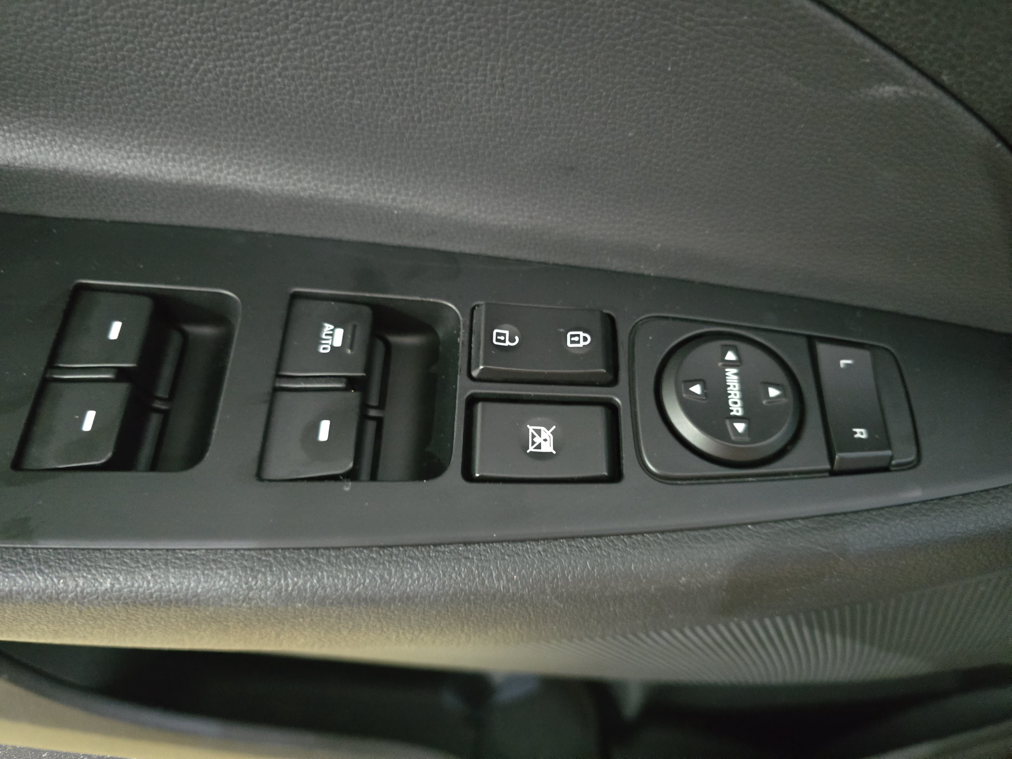 Used 2019 Hyundai Tucson Night FWD image 25