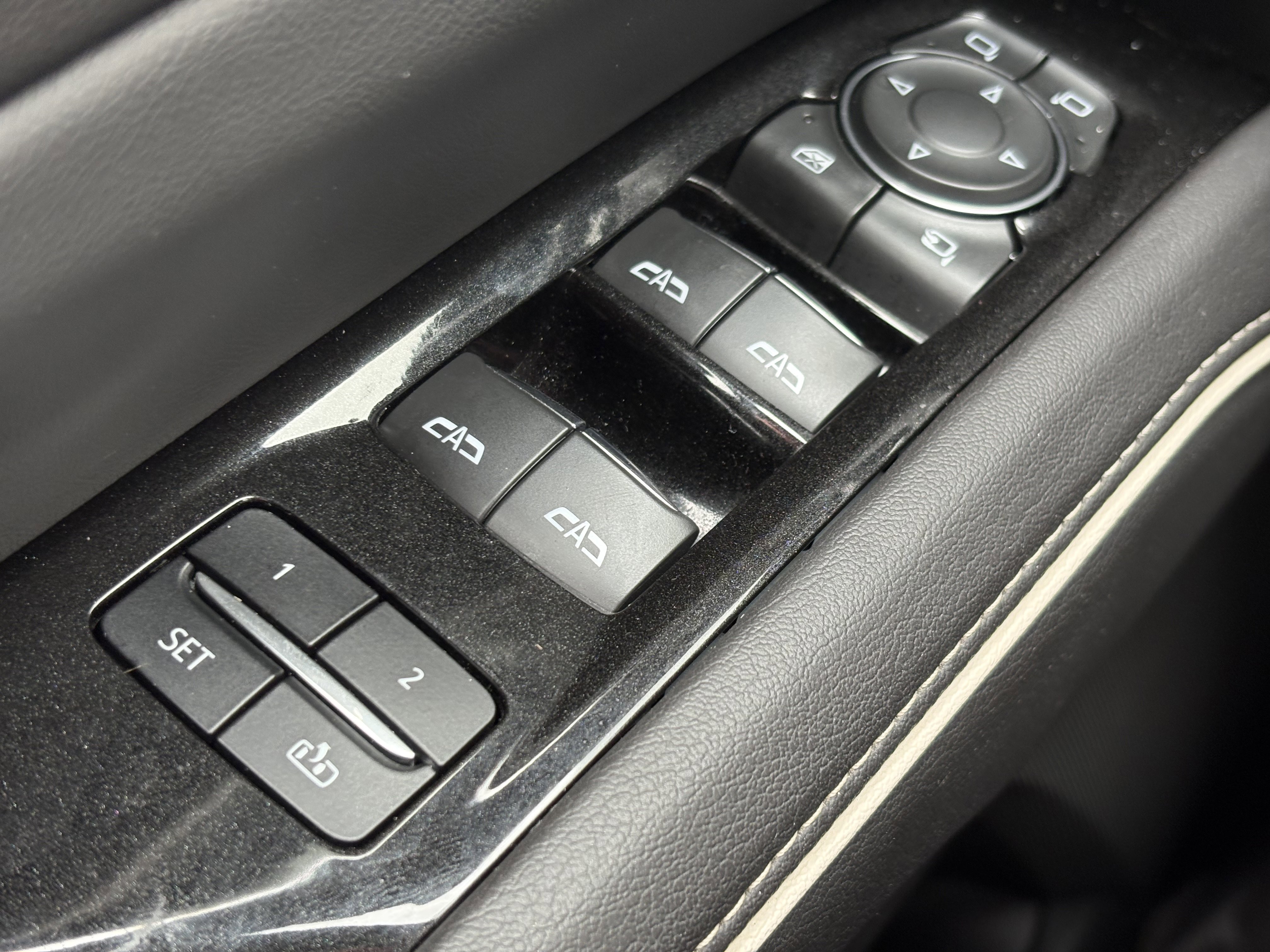 Used 2021 Cadillac Escalade Sport AWD/4WD image 35