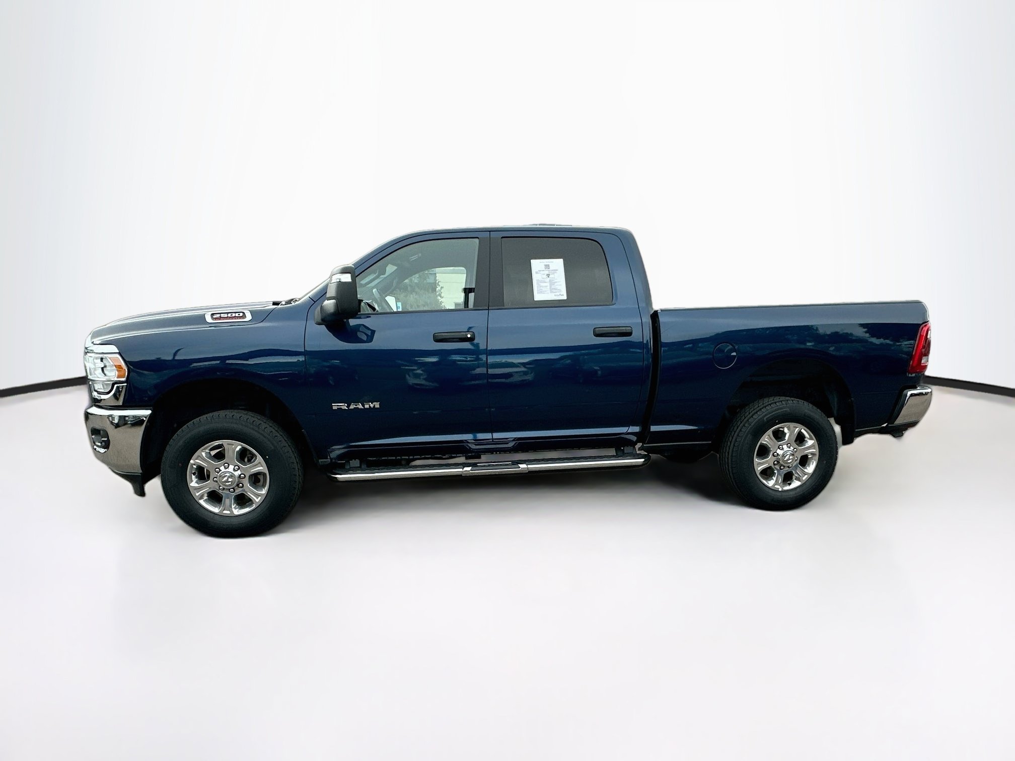Used 2024 RAM 2500 Big Horn w/ Level 2 Equipment Group AWD/4WD image 4
