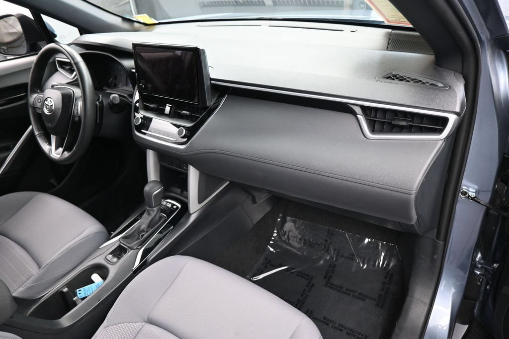 Used 2024 Toyota Corolla Cross AWD Hybrid image 40