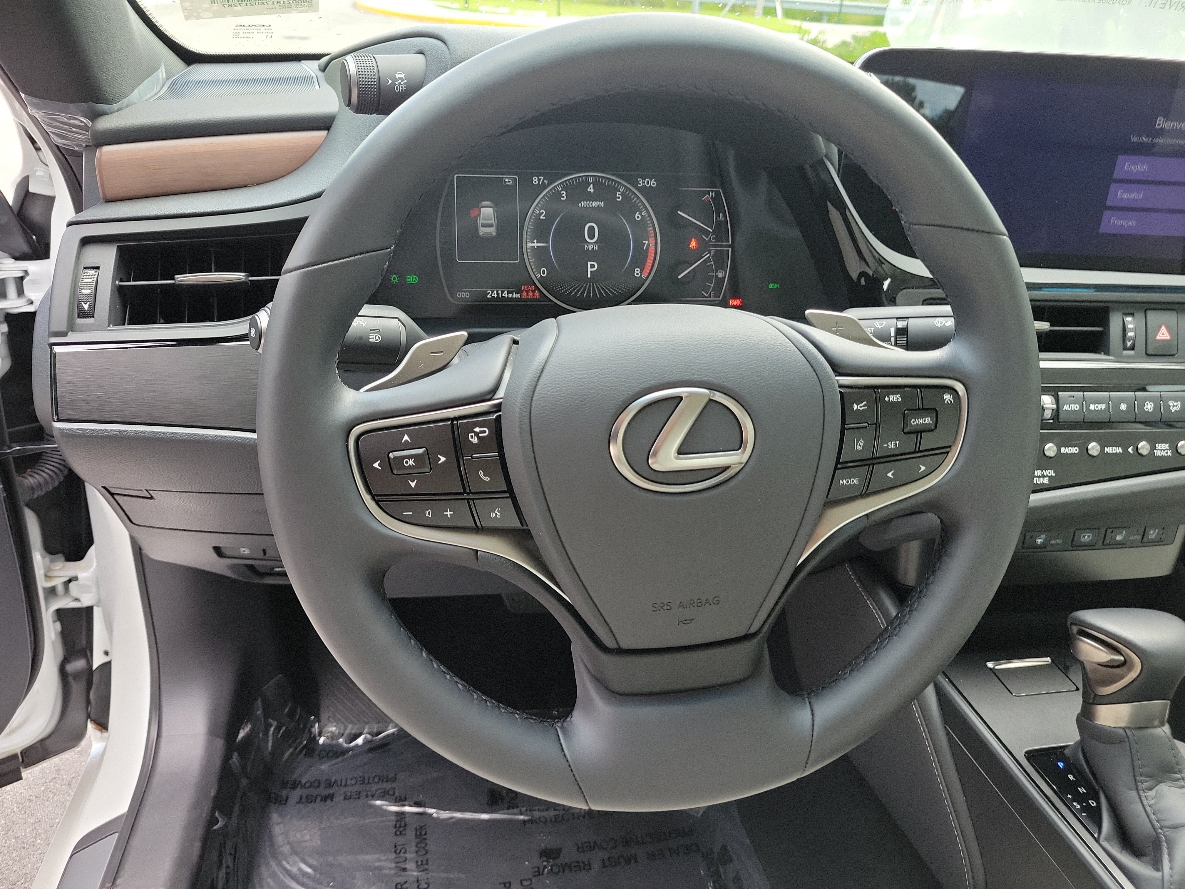 Used 2025 Lexus ES 350 w/ Premium Package FWD image 23