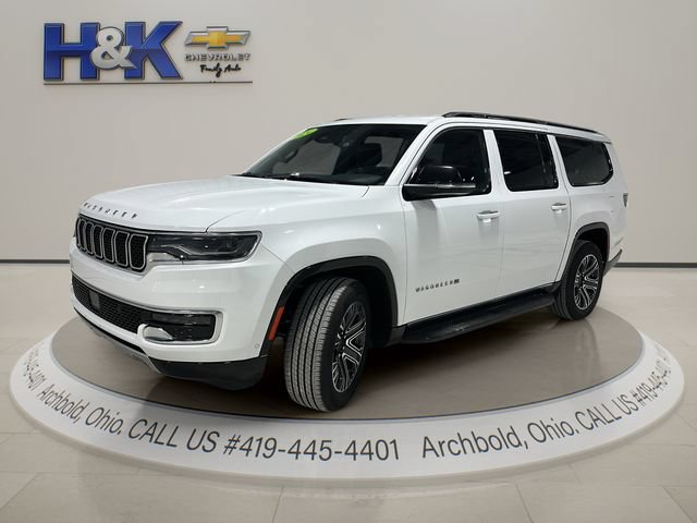 Used 2024 Jeep Wagoneer L Series II w/ Flexible Seating Group AWD/4WD image 3