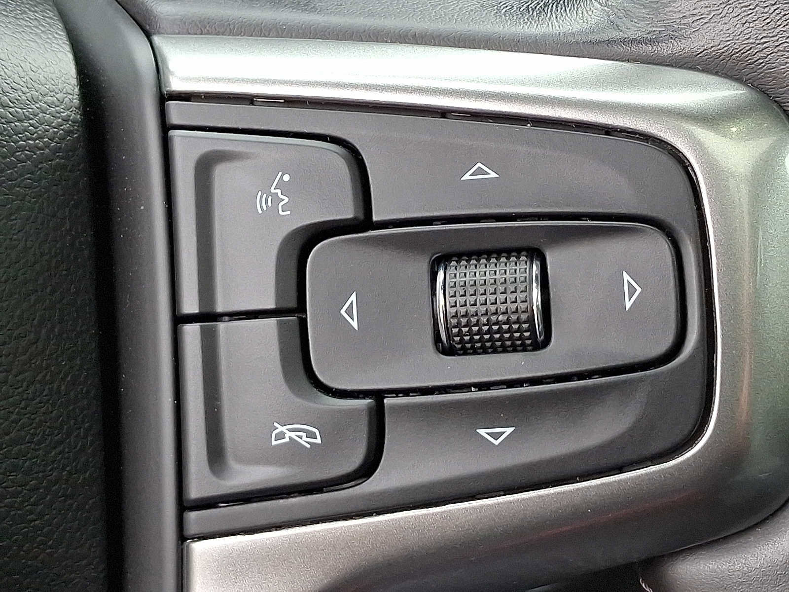 Certified 2021 Chevrolet Tahoe Z71 image 25