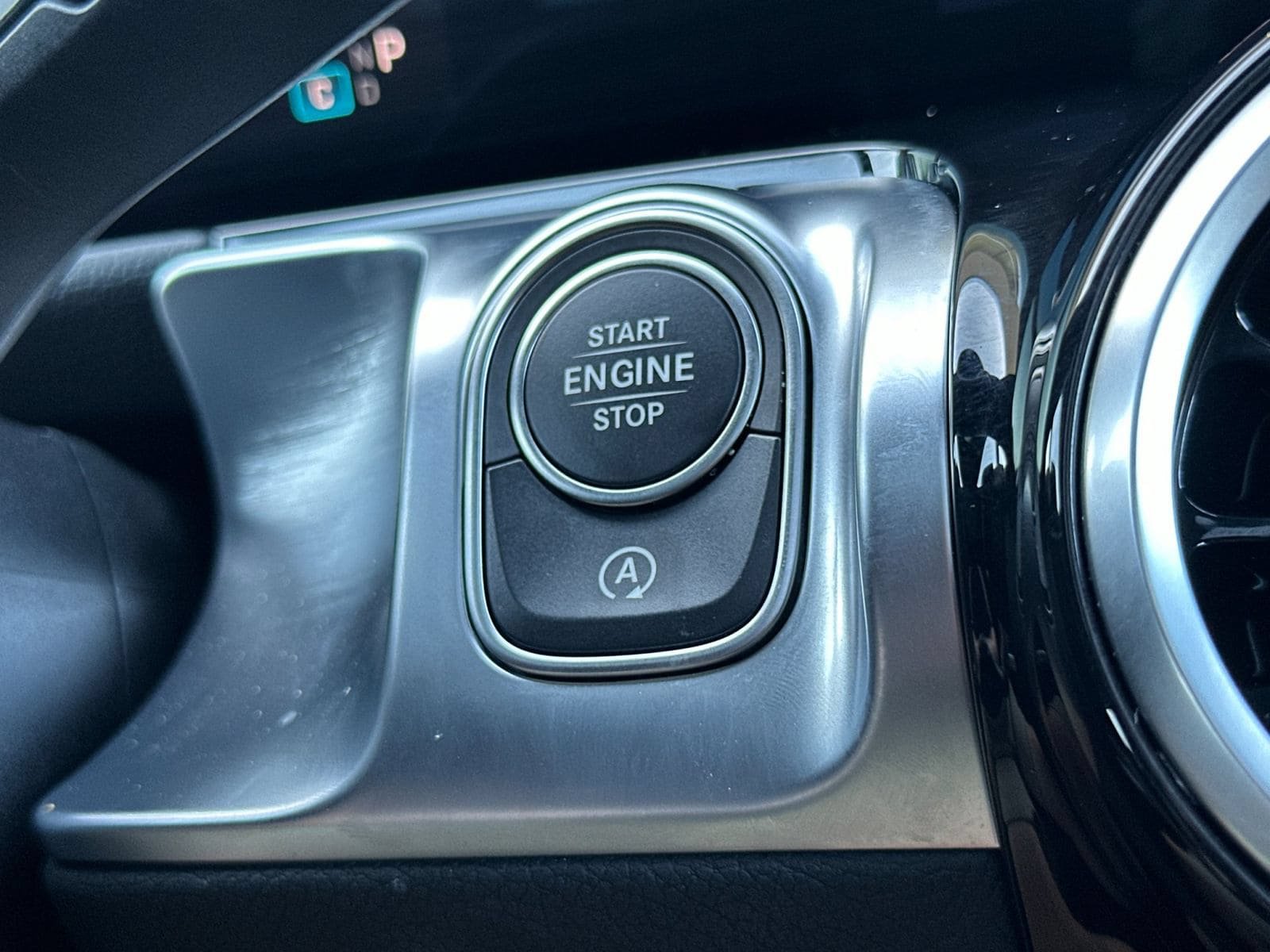 Used 2026 Mercedes-Benz GLB 250 image 24