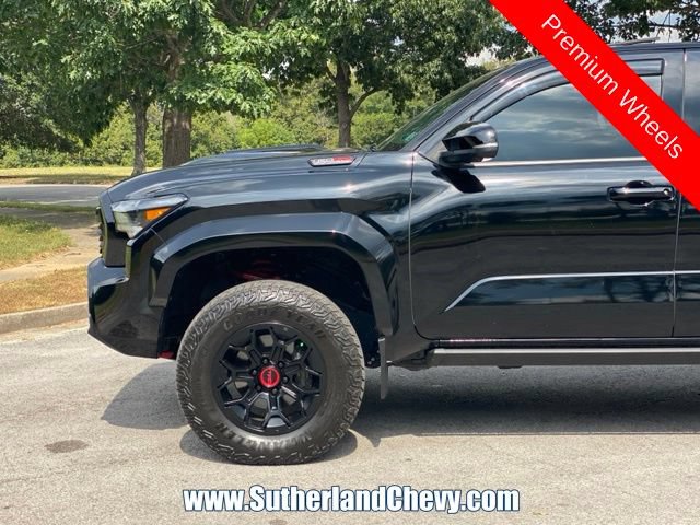 Used 2025 Toyota Tacoma TRD Pro w/ Tow Tech Package AWD/4WD image 10
