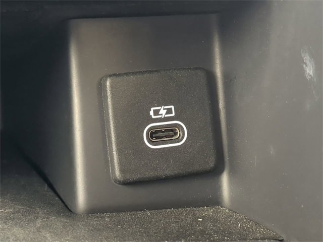 Used 2021 Land Rover Discovery S R-Dynamic image 29