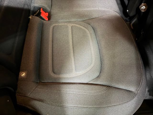 Used 2019 Jeep Renegade Latitude FWD image 22