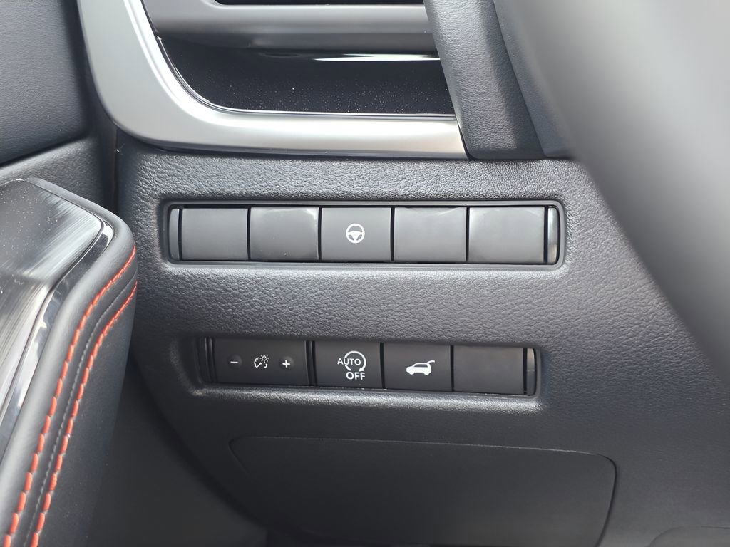 New 2026 Nissan Rogue SV AWD/4WD image 25