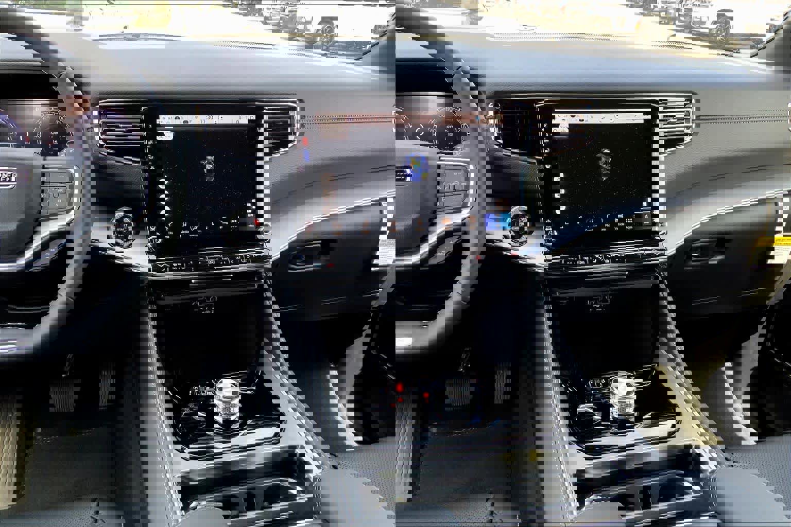 New 2026 Jeep Grand Wagoneer L 4WD image 13