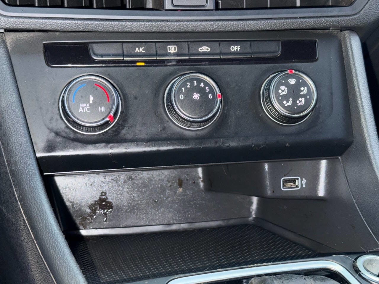 Used 2019 Volkswagen Jetta S image 31