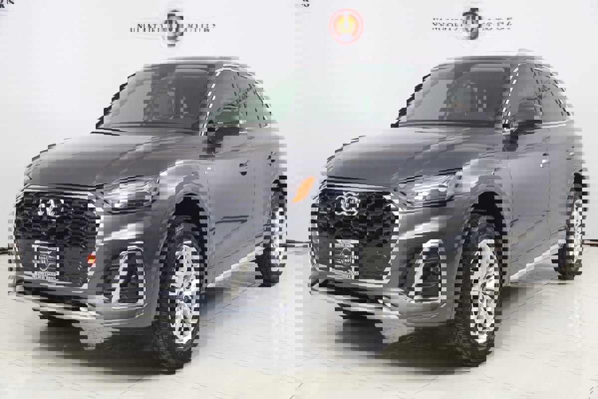 Used 2024 Audi Q5 2.0T Premium w/ Convenience Package image 5