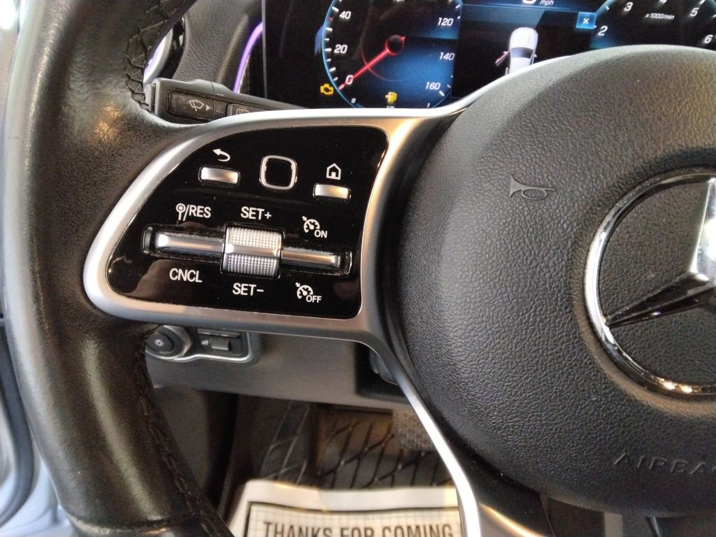 Used 2022 Mercedes-Benz GLB 250 w/ Premium Package Lite image 13