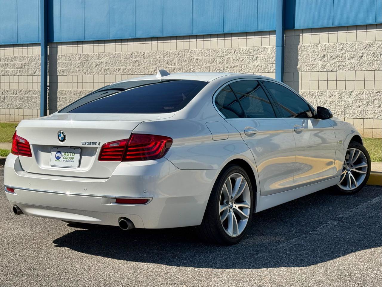 Used 2015 BMW 535i Sedan RWD image 5