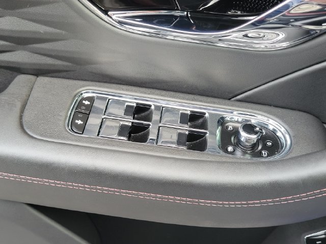 Used 2023 Bentley Flying Spur W12 AWD/4WD image 15