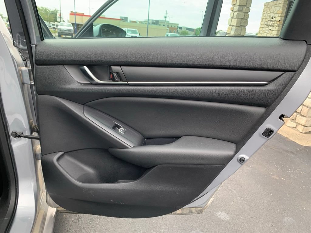 Used 2020 Honda Accord LX image 33