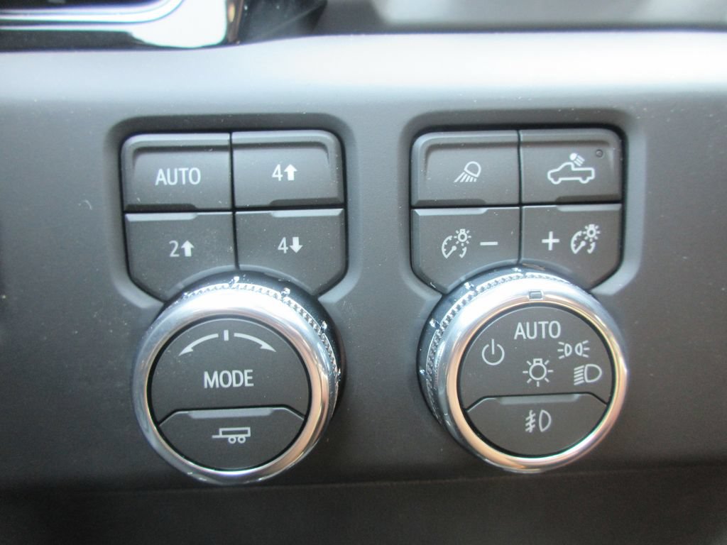 New 2026 GMC Sierra 1500 AT4 w/ AT4 Premium Package AWD/4WD image 17