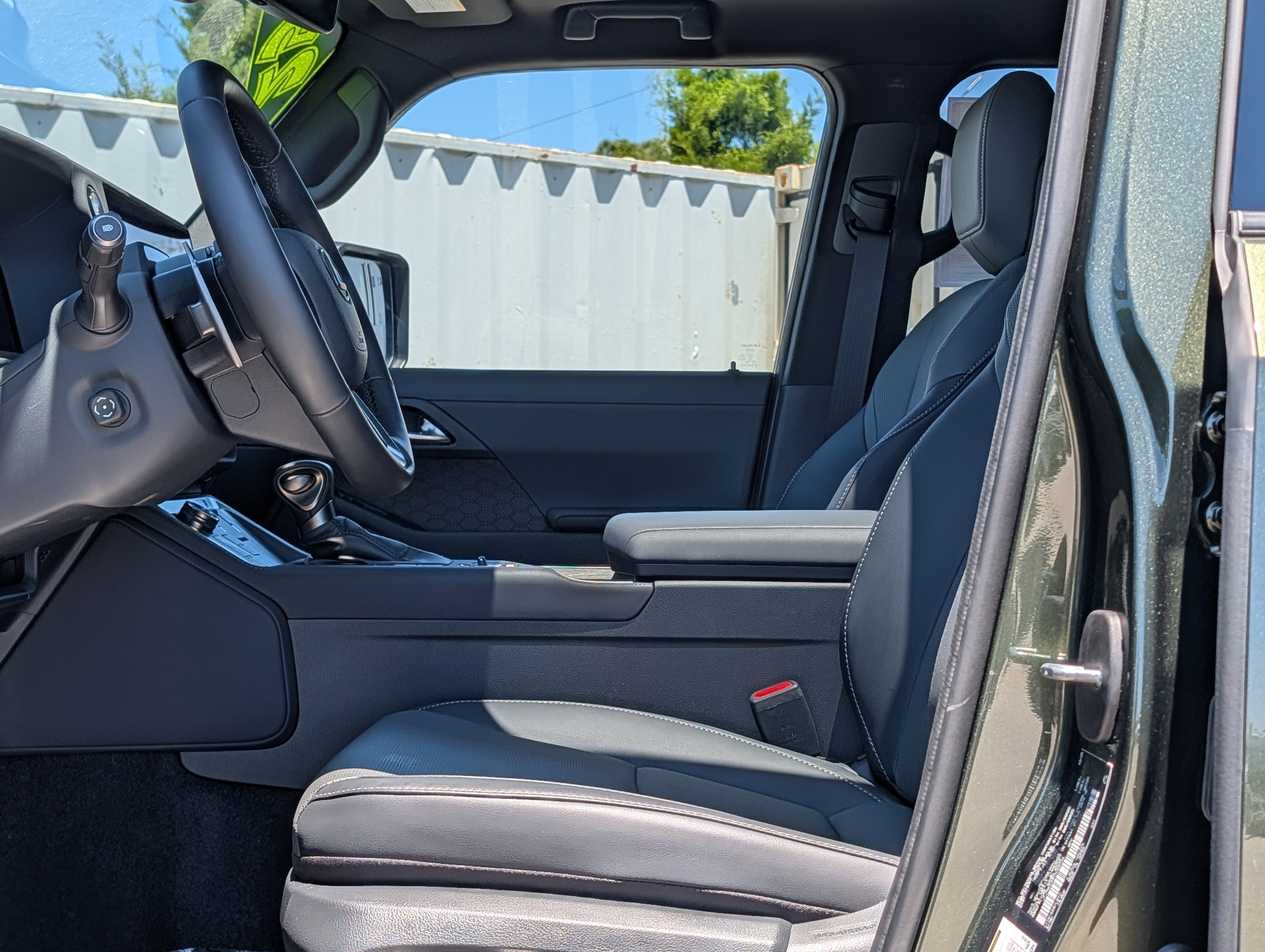 Used 2025 Lexus GX 550 w/ Accessory Package (Z1) AWD/4WD image 48