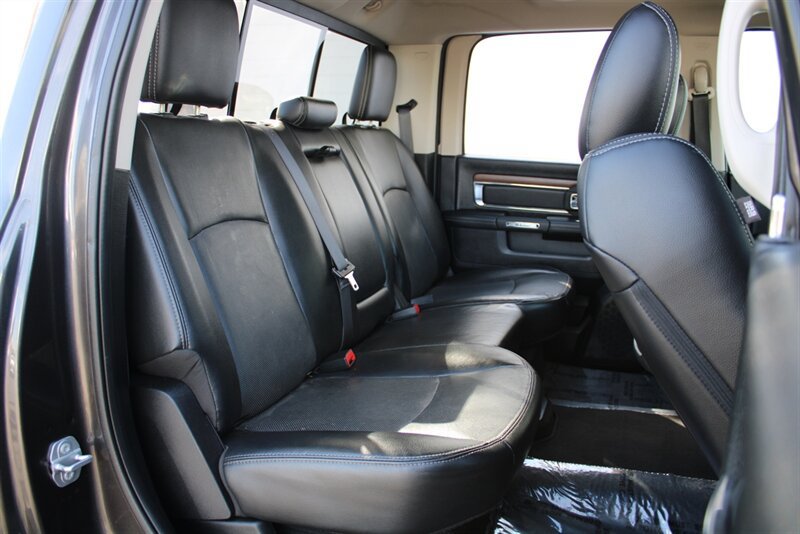 Used 2016 RAM 2500 Laramie w/ Convenience Group AWD/4WD image 38