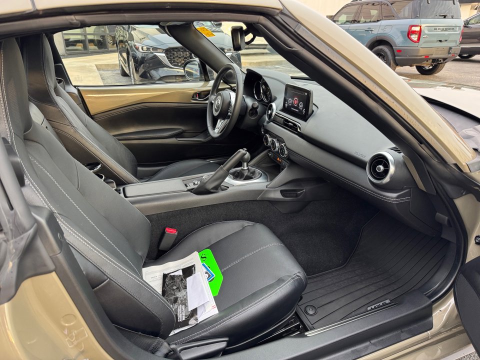 Certified 2023 MAZDA MX-5 Miata Grand Touring image 32