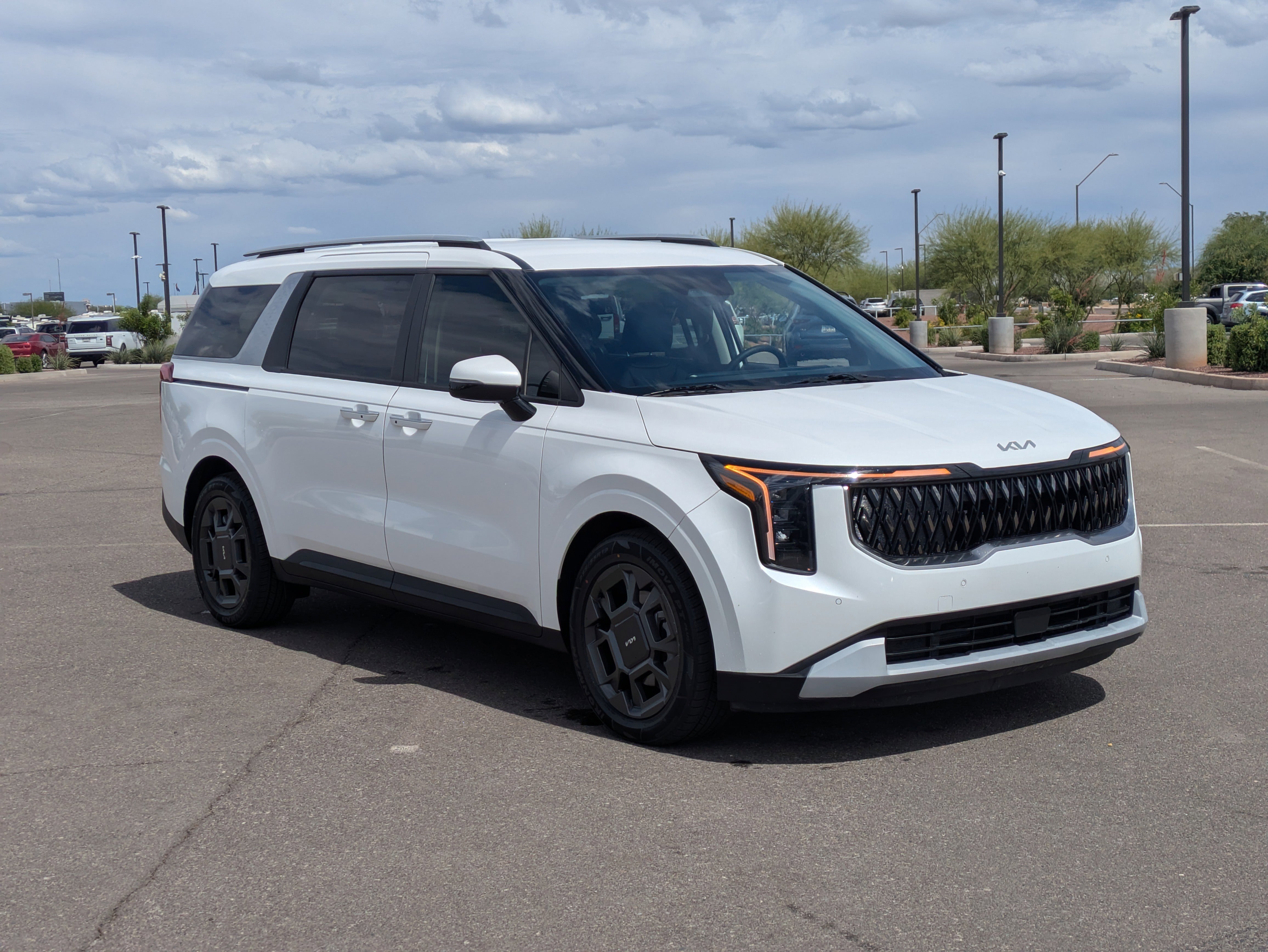 Certified 2025 Kia Carnival EX image 7