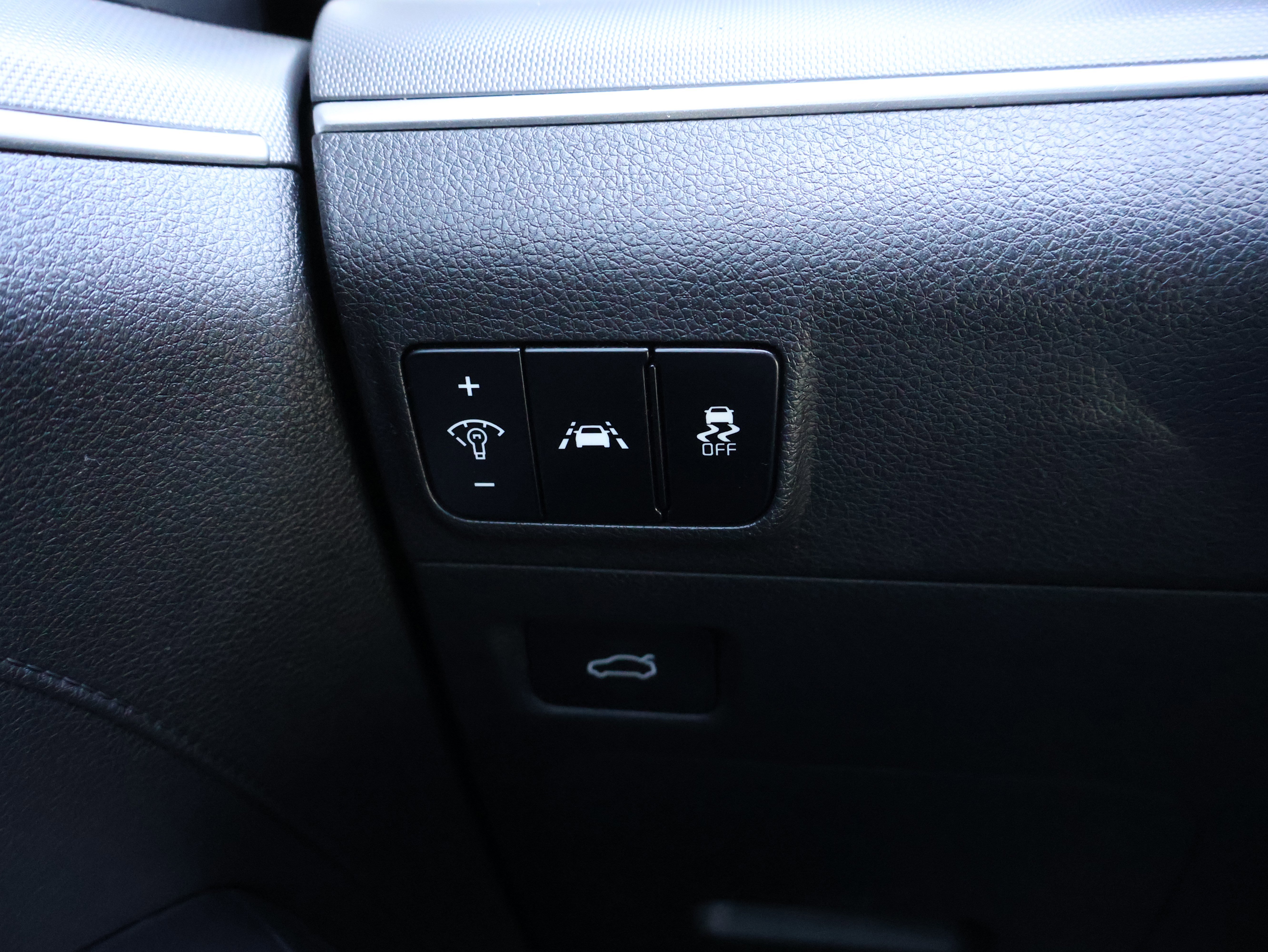 Used 2023 Kia K5 GT-Line image 35