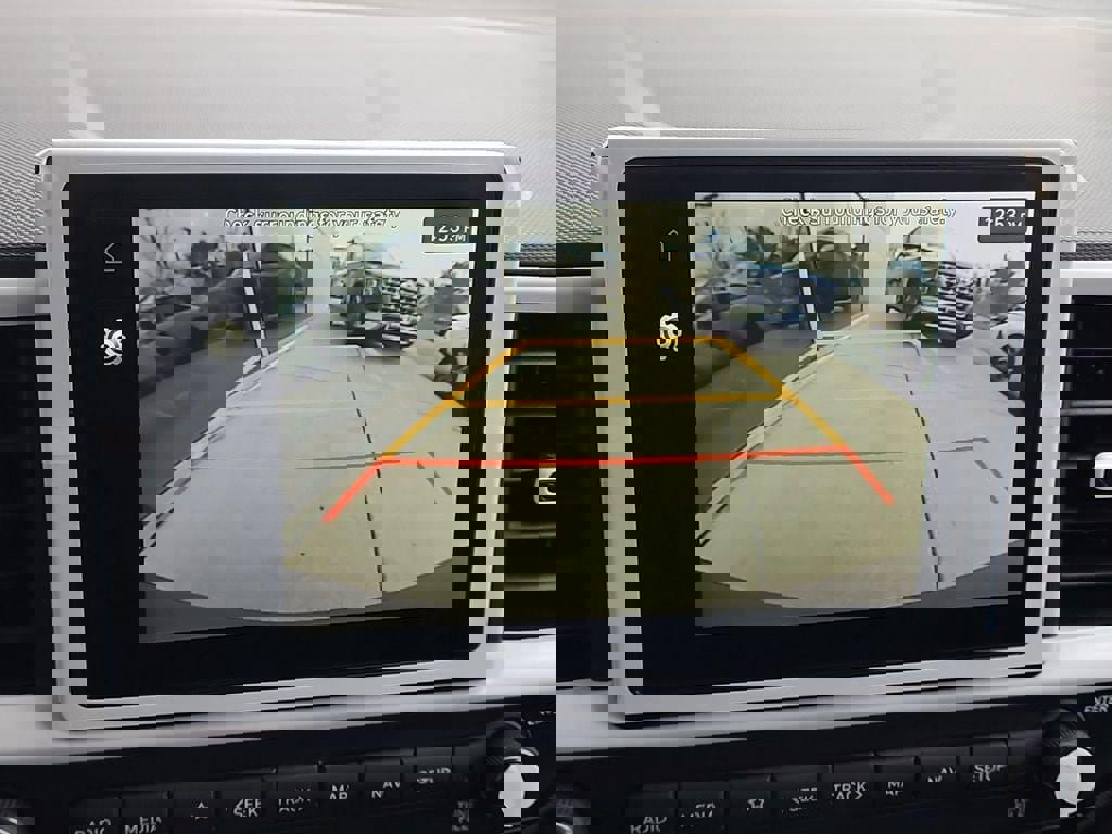 New 2025 Hyundai Venue Limited image 8