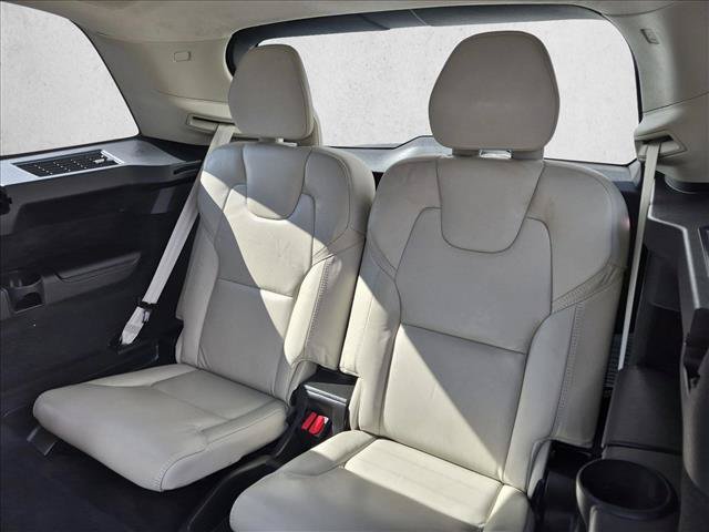Used 2023 Volvo XC90 T8 Ultimate w/ Lounge Package AWD/4WD image 21