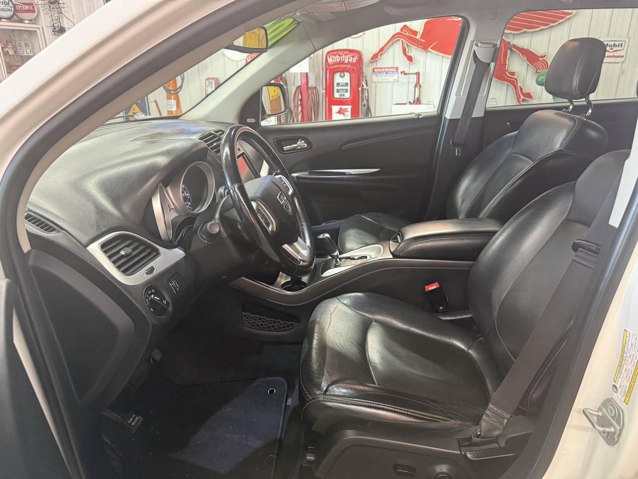 Used 2019 Dodge Journey GT AWD/4WD image 11
