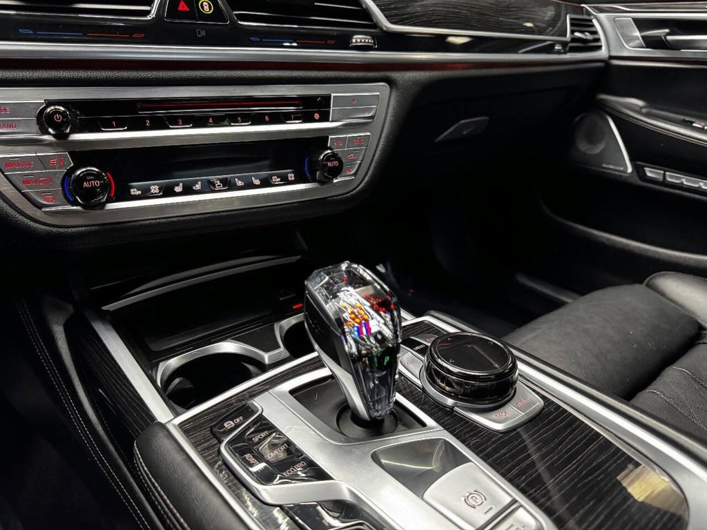 Used 2016 BMW 740i image 26