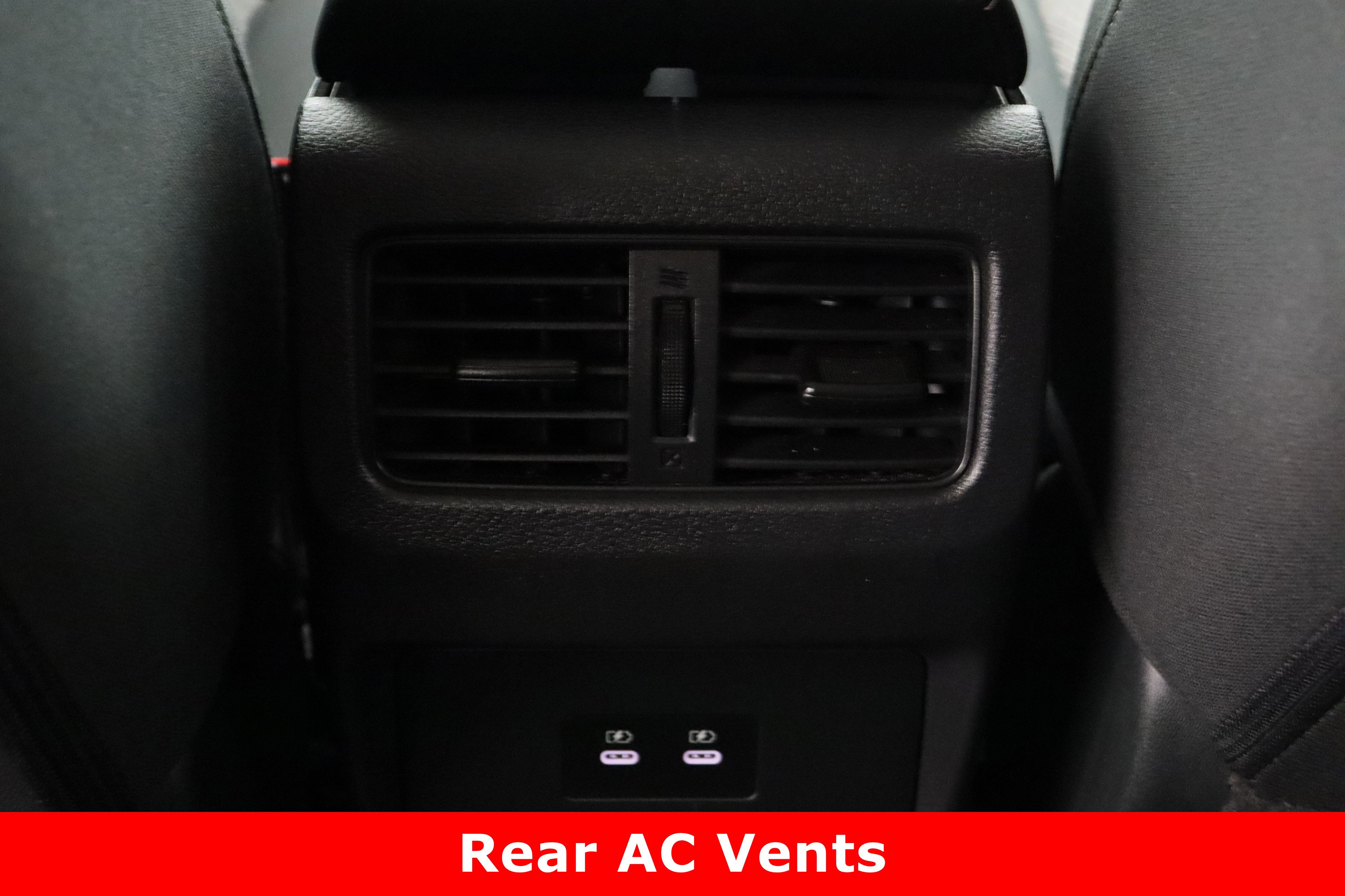 Used 2024 Nissan Rogue SV image 29