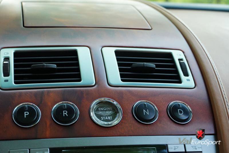 Used 2006 Aston Martin DB9 Volante image 6