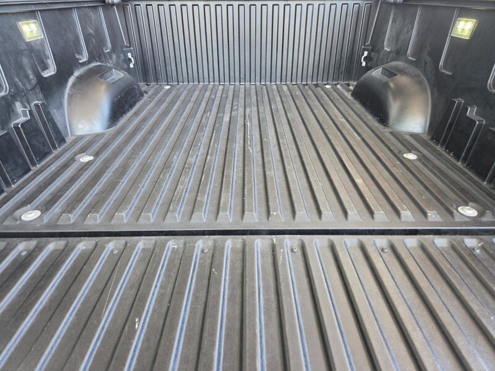 Used 2024 Toyota Tundra Limited AWD/4WD image 17