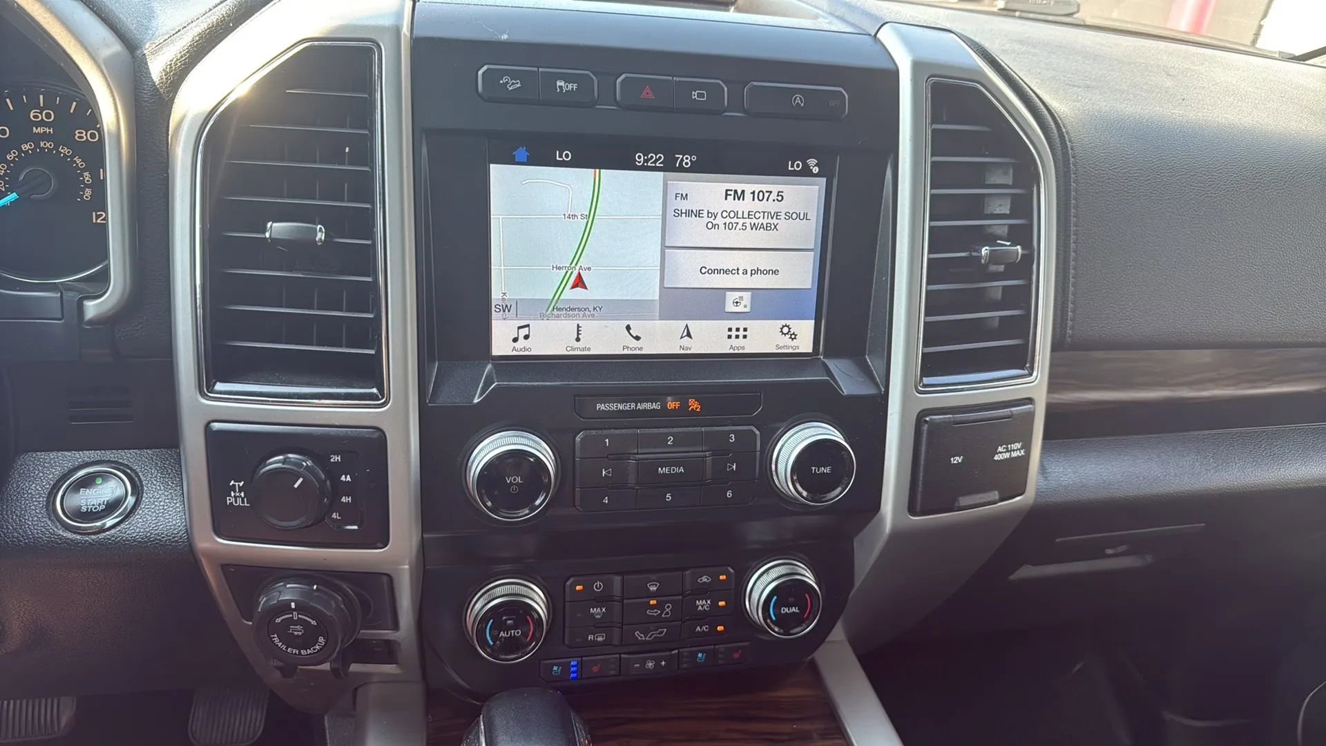 Used 2019 Ford F150 Lariat w/ Equipment Group 502A Luxury image 15