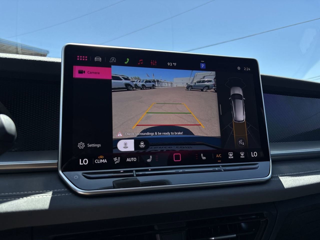 New 2026 Volkswagen Tiguan SE FWD image 22
