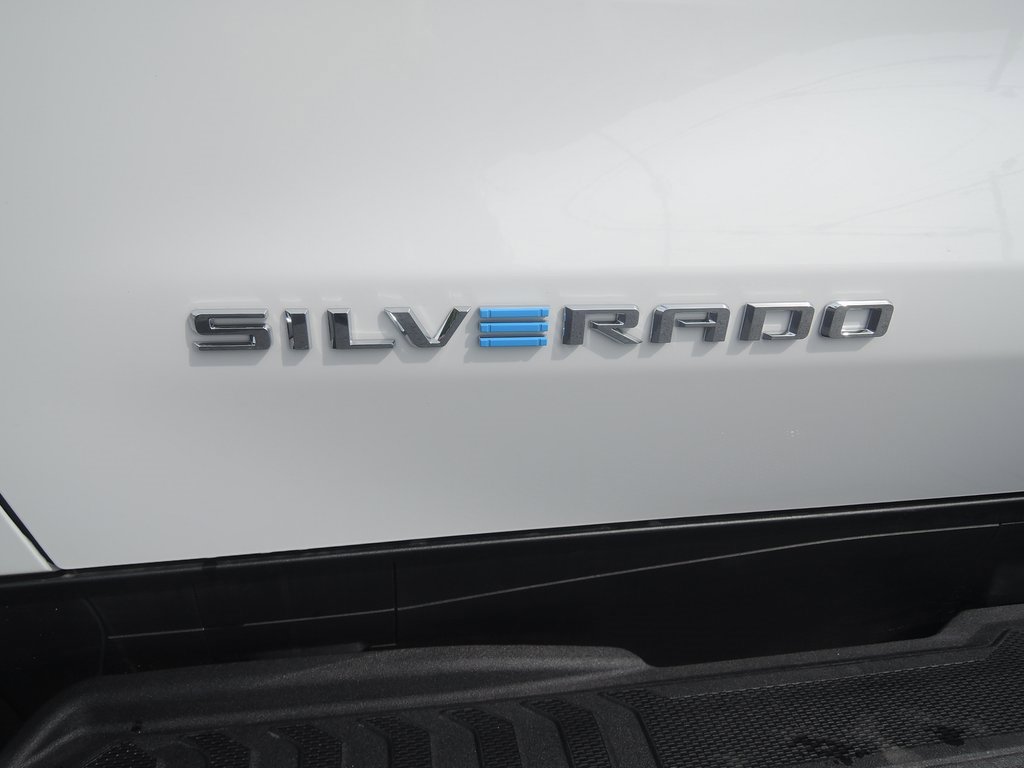 New 2025 Chevrolet Silverado EV LT image 5