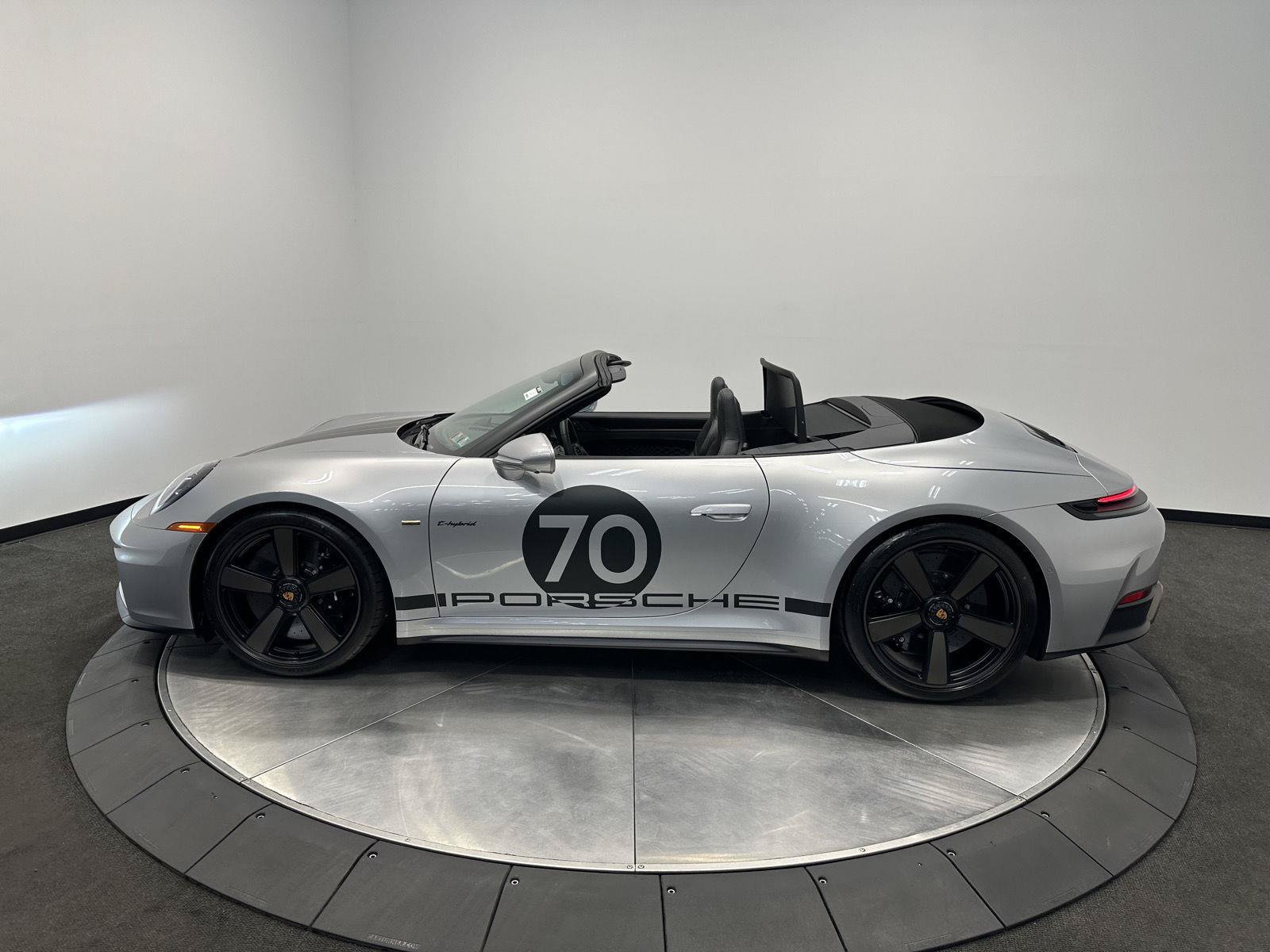 New 2026 Porsche 911 GTS RWD image 17